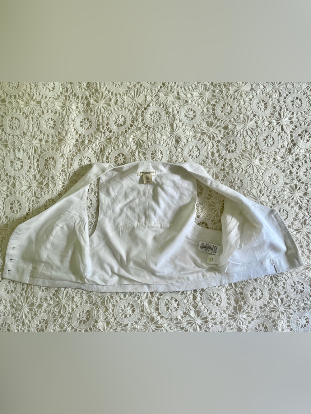 Christian Seriano white linen button-up vest top - Picture 3 of 7